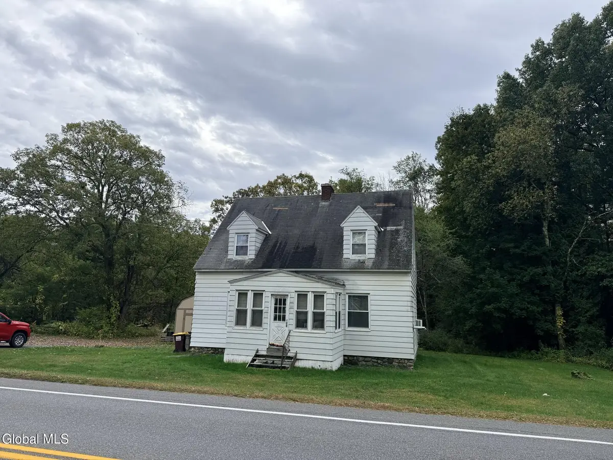 95 Round Lake Road, Malta, NY 12019 - Image #1