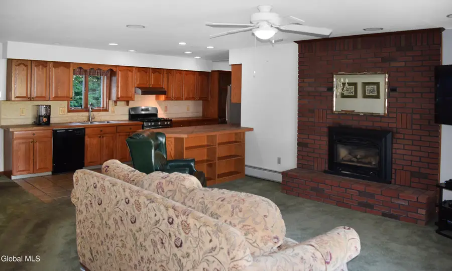 41 Hidden Hills Drive, Queensbury, NY 12804 - Image #3