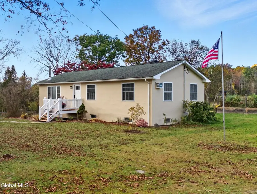 812 Mackey Road, Durham, NY 12423 - Image #2