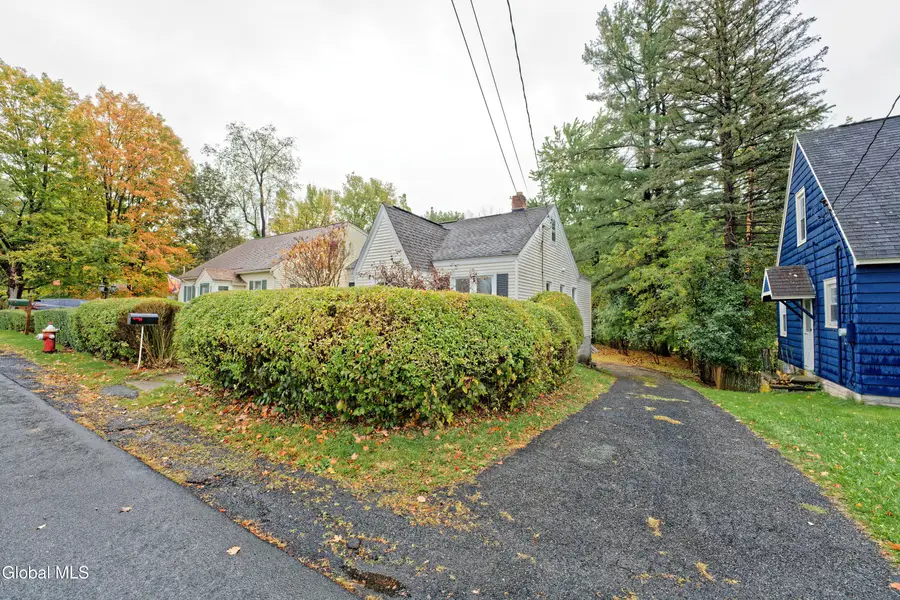 11 Victoria Avenue, Brunswick, NY 12180 - Image #3