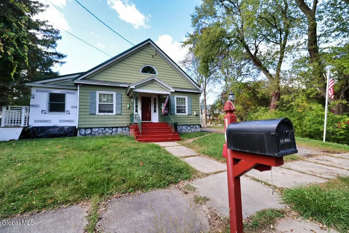 10 Krull Street, Amsterdam, NY 12010 - Image #1