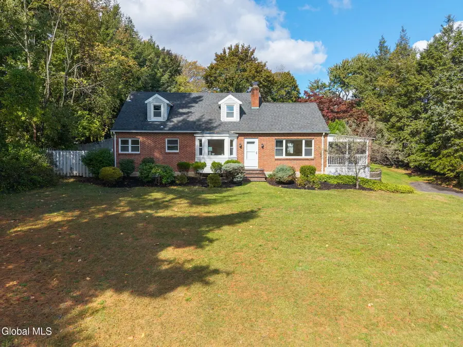 537 Columbia St Extension, Cohoes, NY 12047 - Image #3