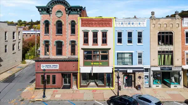 36 Main Street, Amsterdam, NY 12010