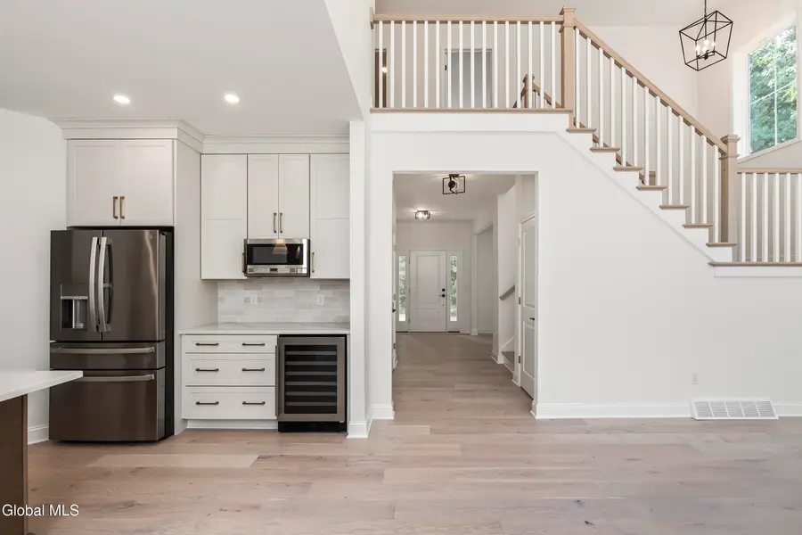 25 Teakwood Drive, Clifton Park, NY 12065 - Image #2