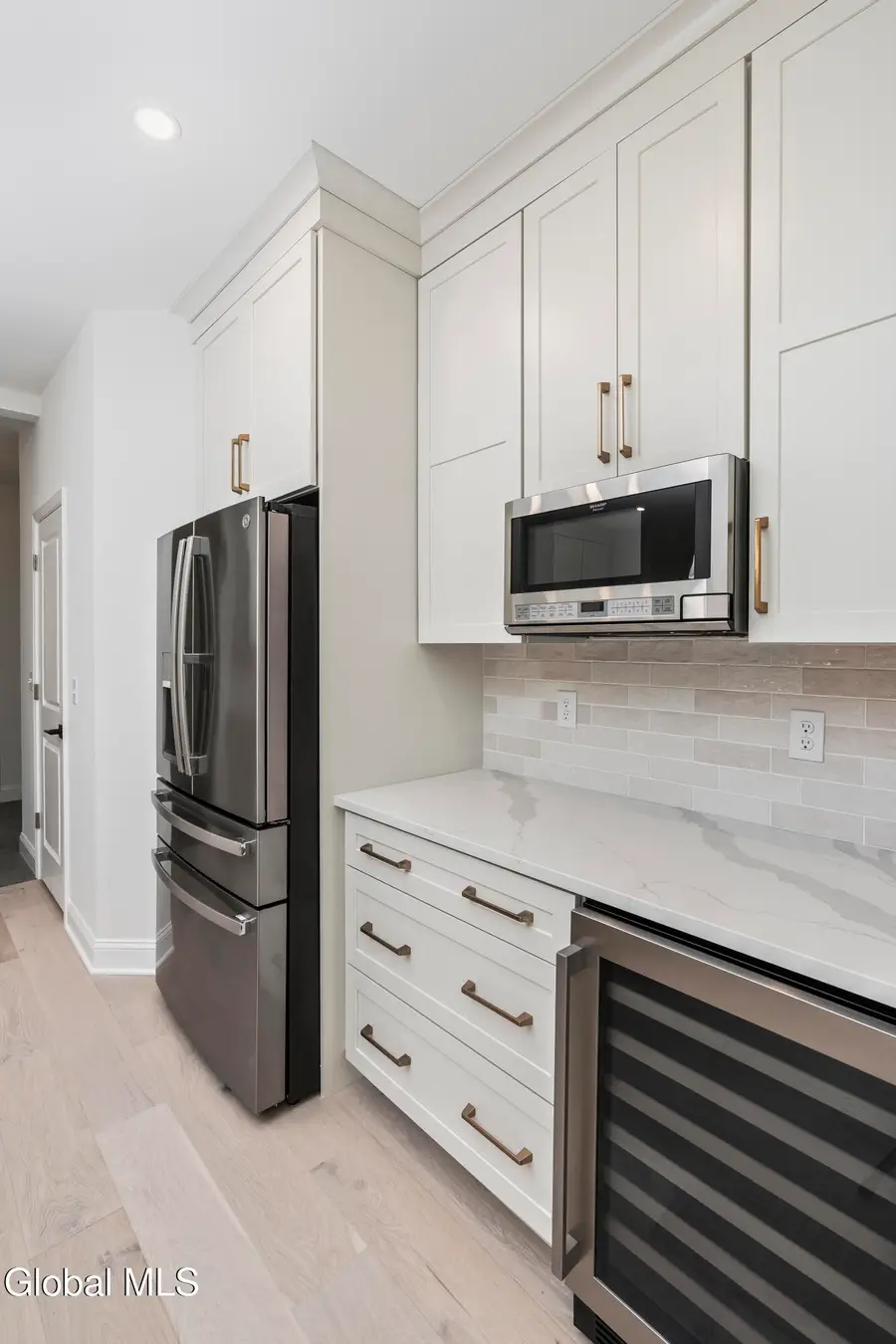 25 Teakwood Drive, Clifton Park, NY 12065 - Image #3