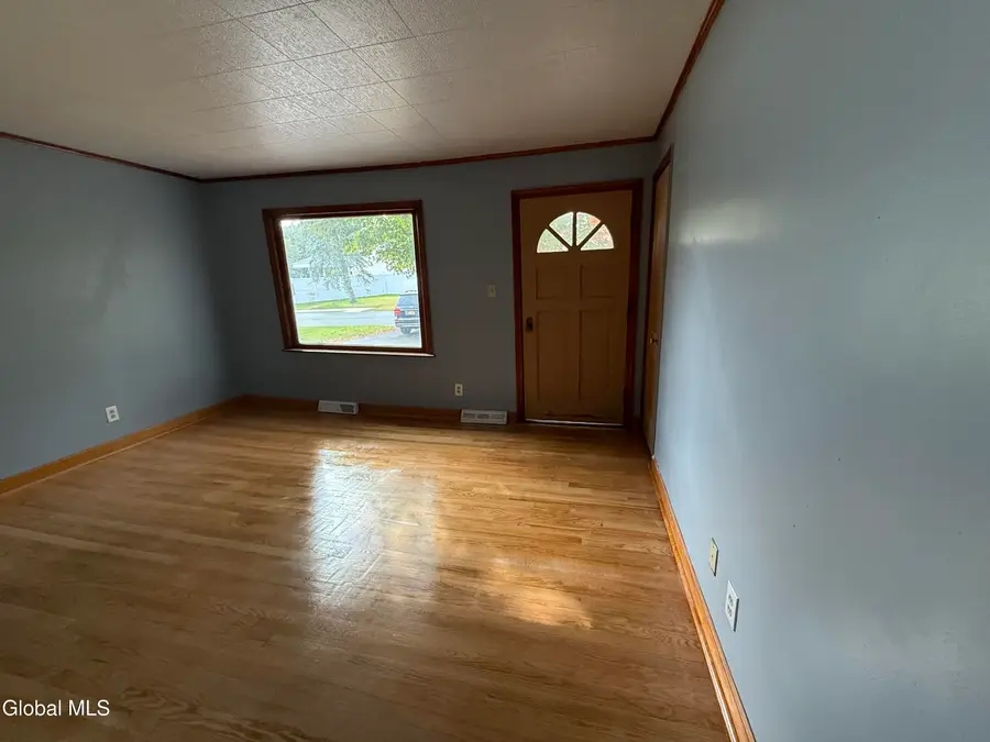 112 Mercer Avenue, Rotterdam, NY 12303 - Image #3