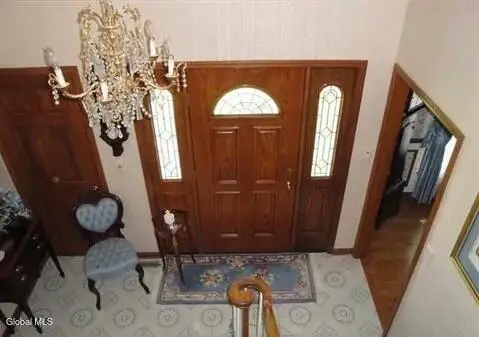 225 Long Meadow Lane, Rotterdam, NY 12306 - Image #2