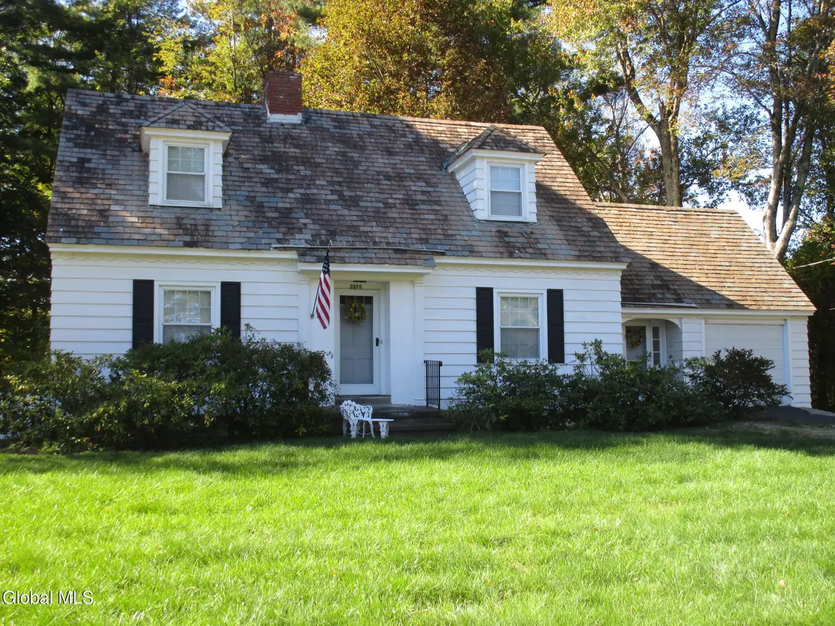 2276 Cayuga Road, Niskayuna, NY 12309 - Image #1