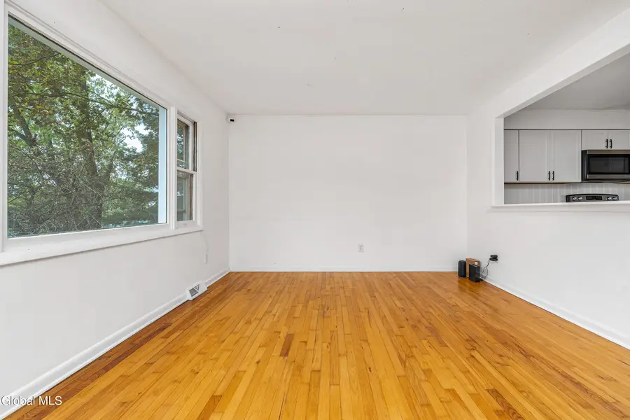 6 Hopkins Lane, Schaghticoke Town, NY 12182 - Image #2