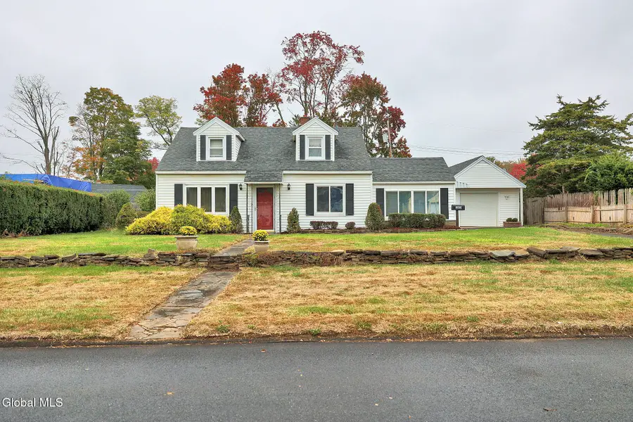 1030 Helen Street, Rotterdam, NY 12303 - Image #2