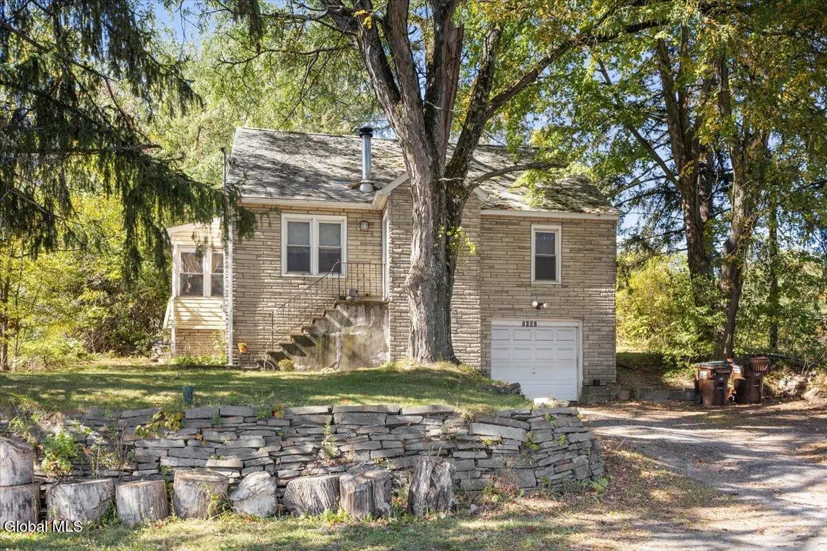 2487 Us Route 9w, Ravena, NY 12143 - Image #1