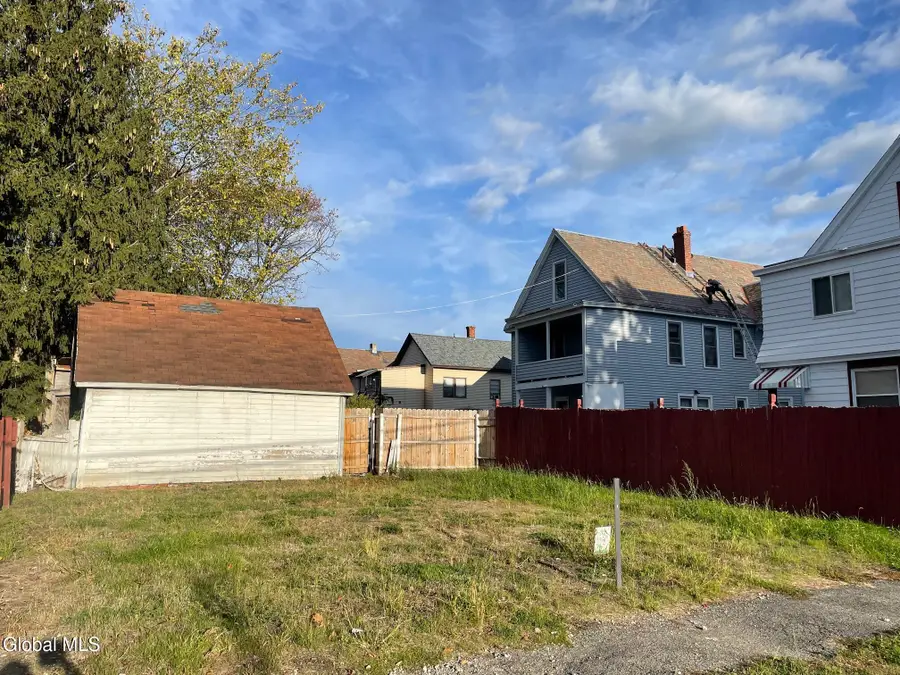 817 Genesee Street, Schenectady, NY 12306 - Image #2