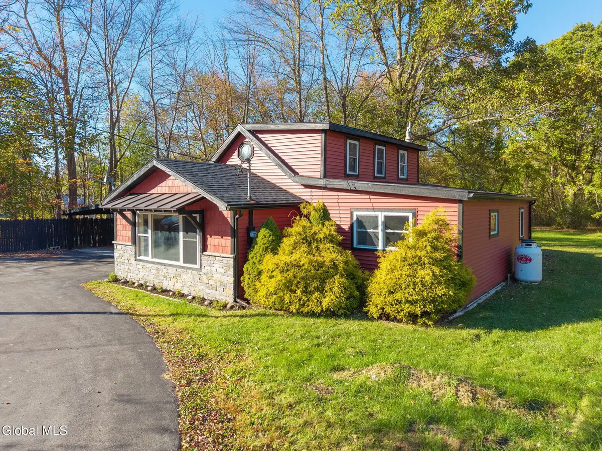 487 Malta Avenue, Malta, NY 12020 - Image #1