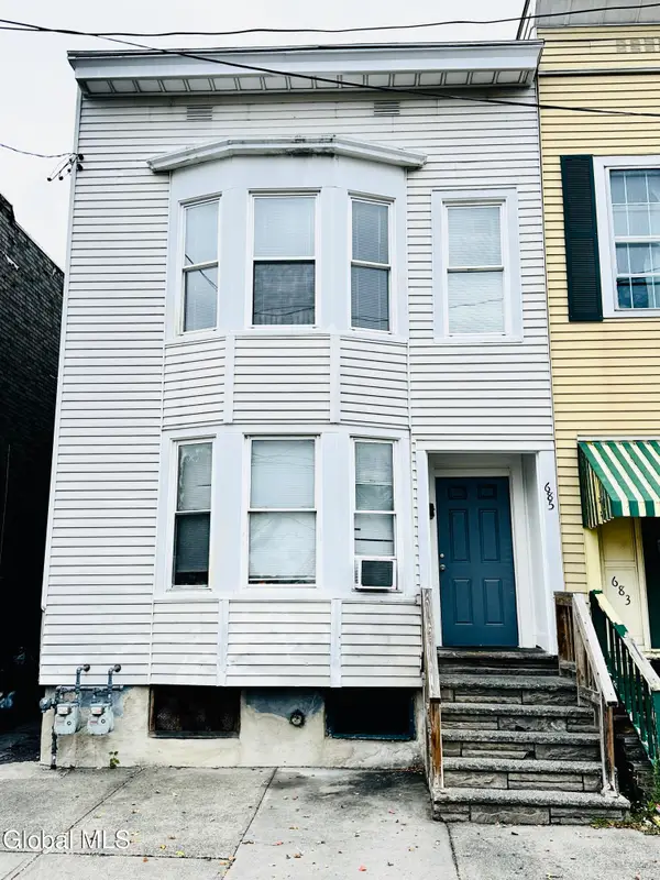 685 Clinton Avenue, Albany, NY 12206