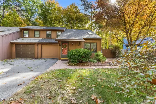 78 Arrow Wood Place, Malta, NY 12020