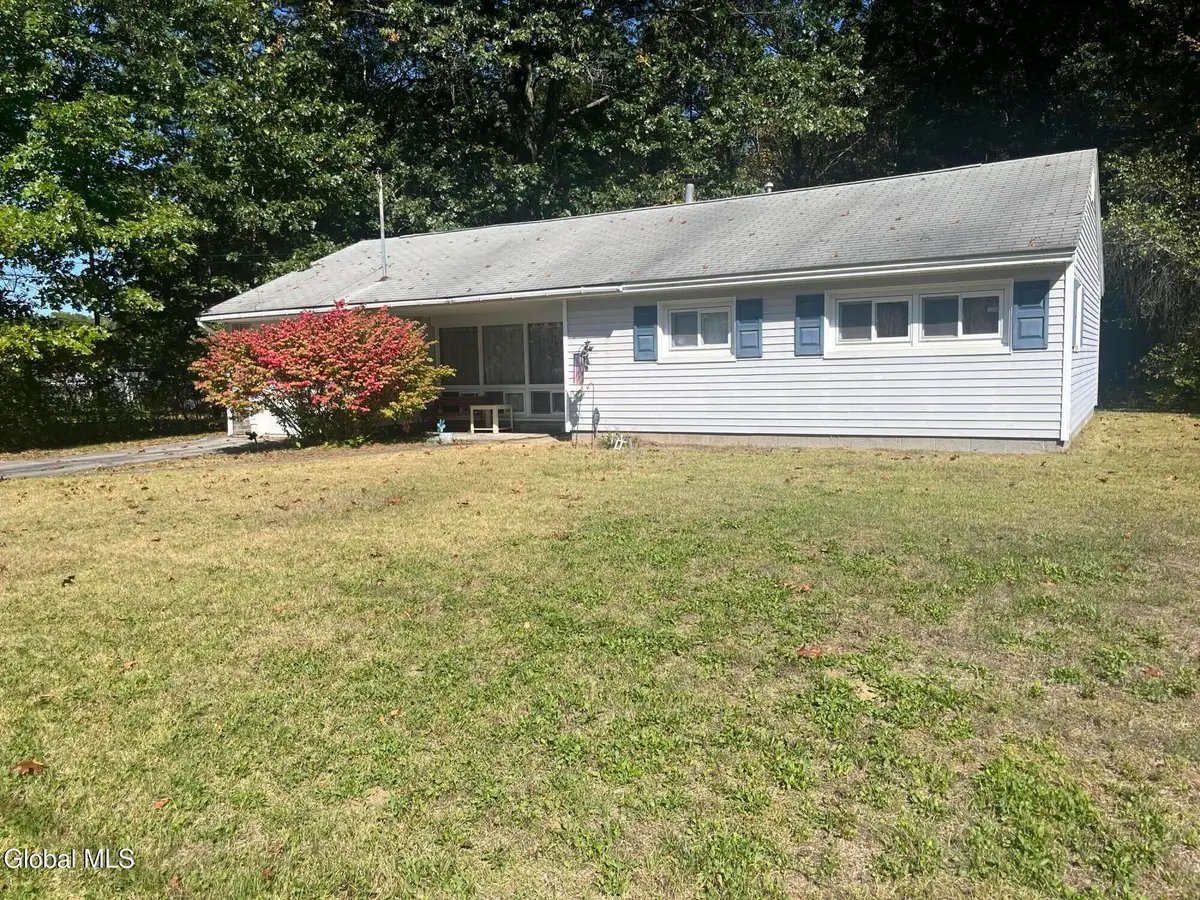 11 Fairview Lane, Kingsbury, NY 12839 - Image #1