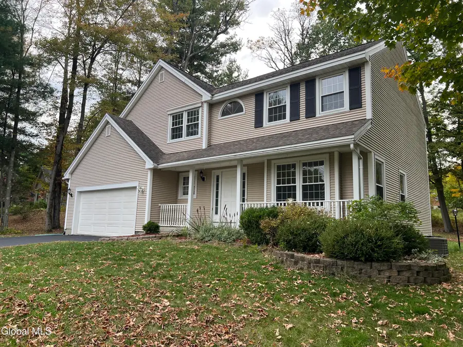 841 Red Oak Drive, Niskayuna, NY 12309 - Image #3