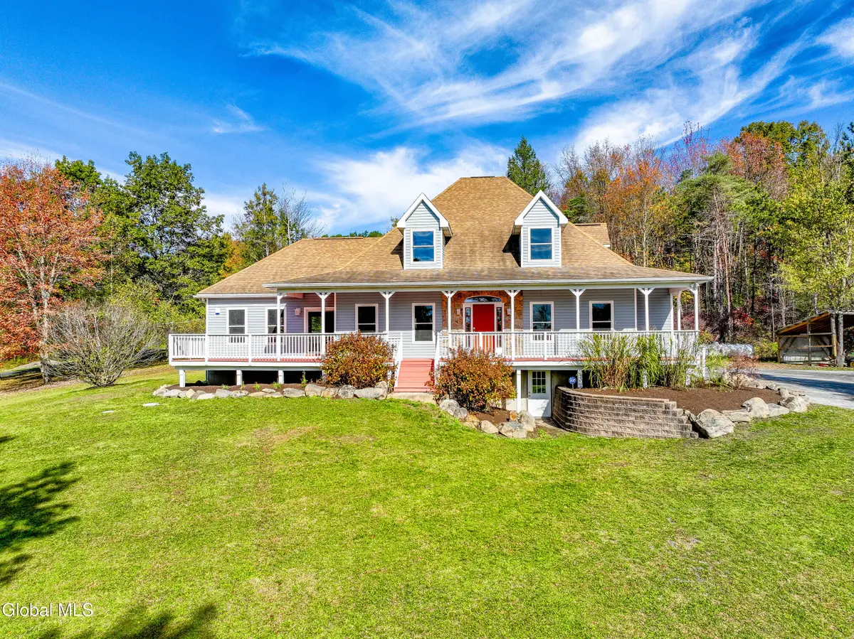 105 Morner Road, North Greenbush, NY 12144 - Image #1