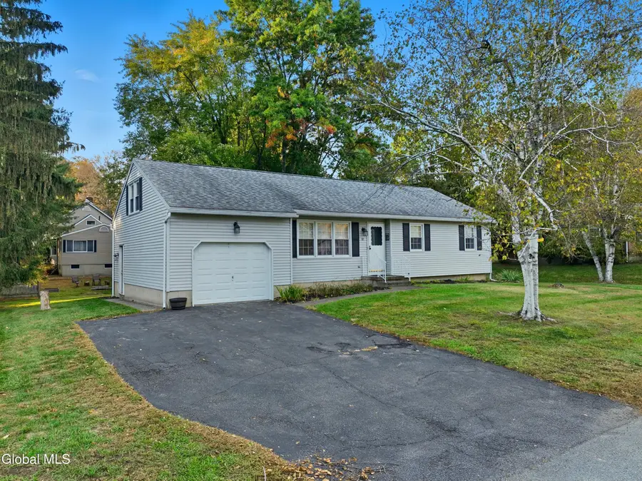 42 Central Avenue, Troy, NY 12180 - Image #2