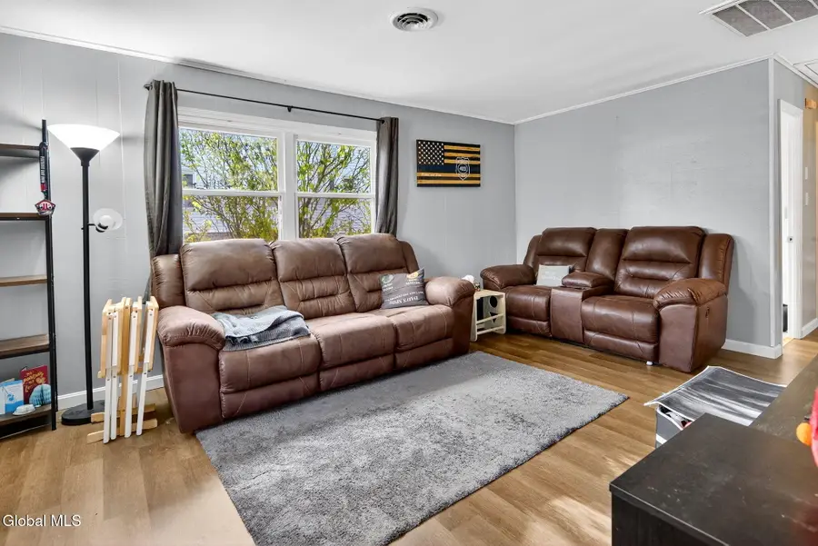 163 Chiswell Road, Schenectady, NY 12304 - Image #3