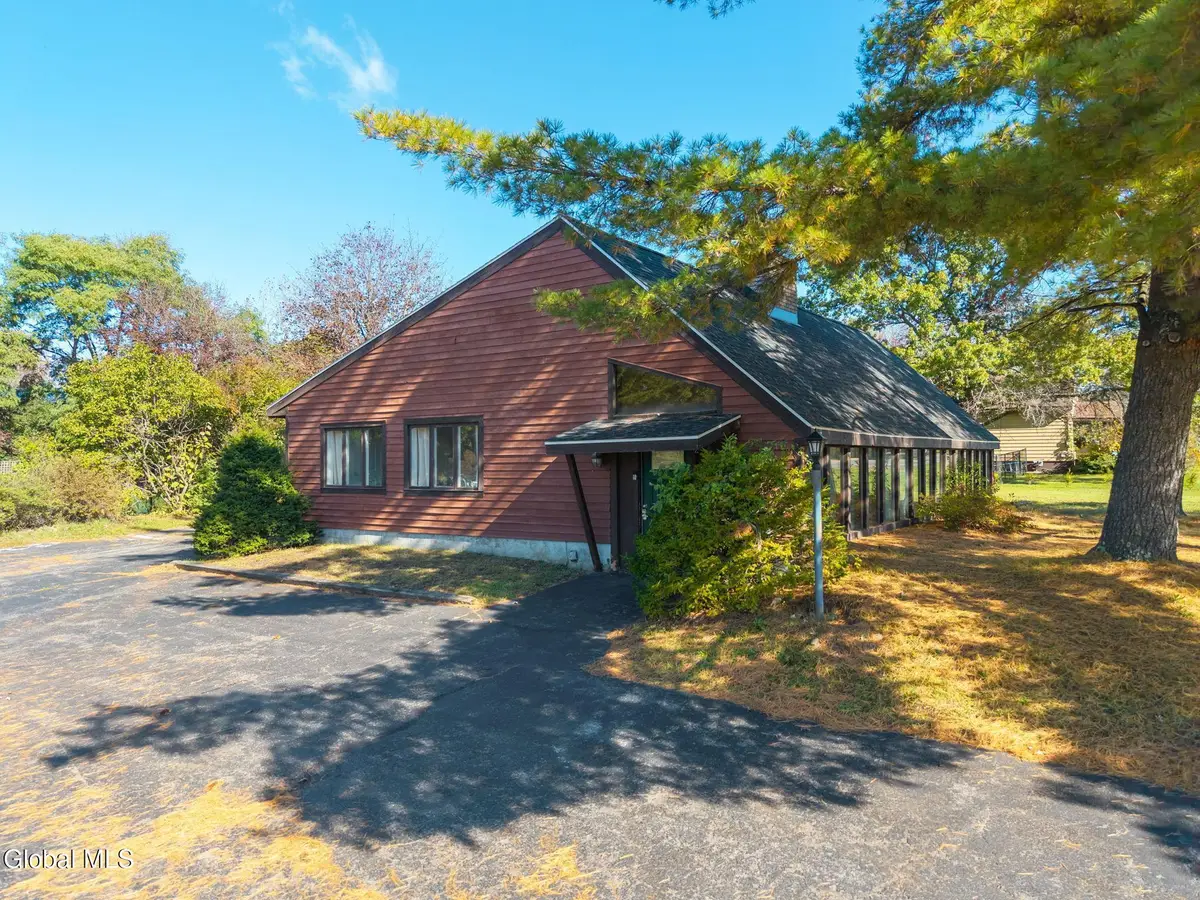 337 N Ballston Road, Glenville, NY 12302 - Image #1