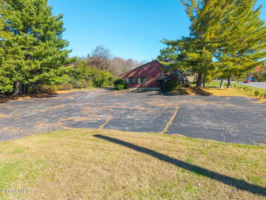 337 N Ballston Road, Glenville, NY 12302 - Image #3