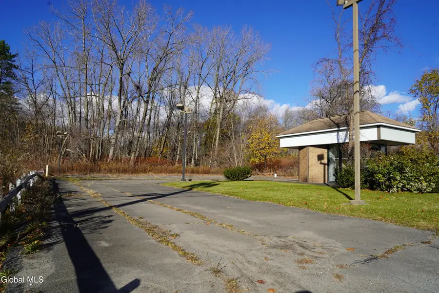 183 Fifth Avenue, Johnstown, NY 12078 - Image #2