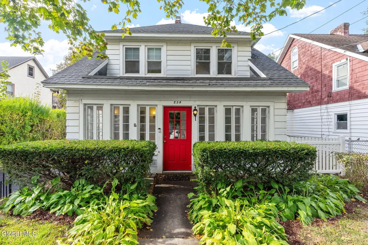 854 Park Avenue, Albany, NY 12208 - Image #1