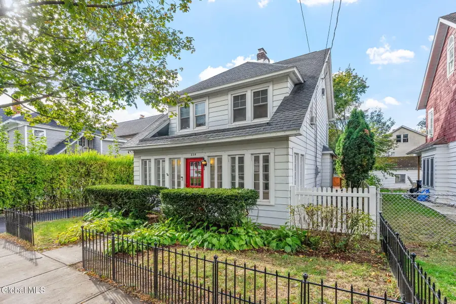 854 Park Avenue, Albany, NY 12208 - Image #2