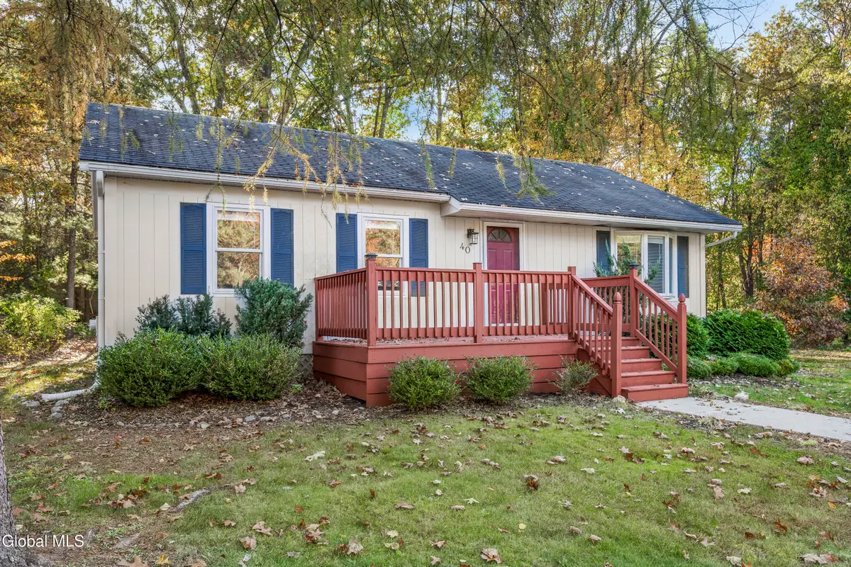 40 Pheasant Court, Saratoga Springs, NY 12866 - Image #1