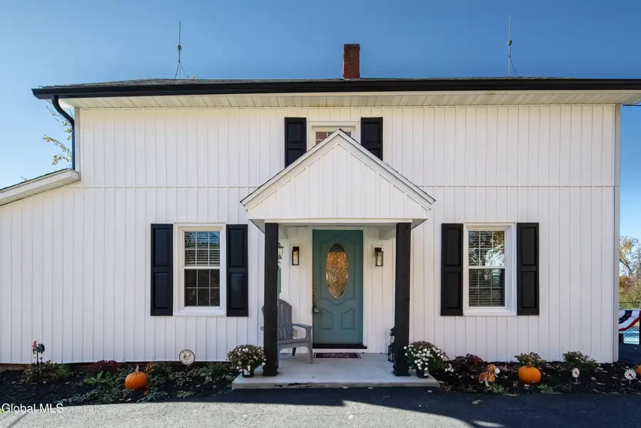 33 White Church Lane, Troy, NY 12180 - Image #2