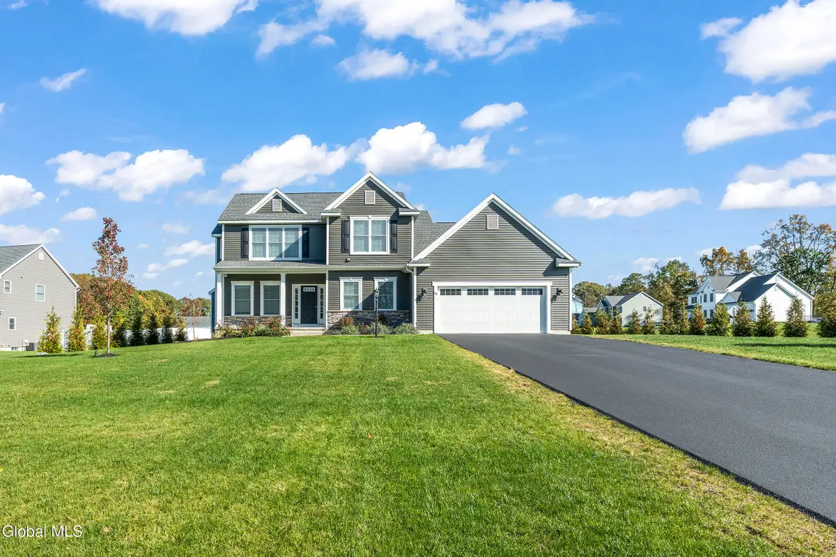 46 Mallory Way, Ballston Lake, NY 12019 - Image #1