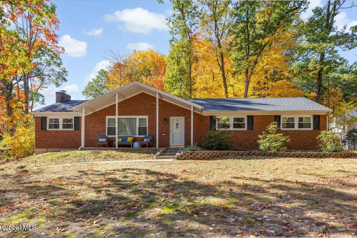 77 Blue Spruce Lane, Malta, NY 12019 - Image #1