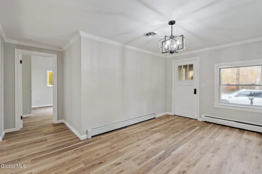 158 Lincoln Avenue, Colonie, NY 12205 - Image #3