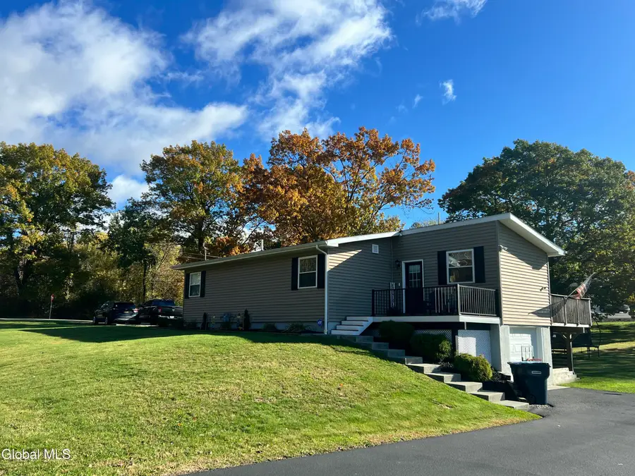 2 Colehamer Avenue, Brunswick, NY 12180 - Image #2