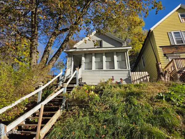 237 Vrooman Avenue, Amsterdam, NY 12010