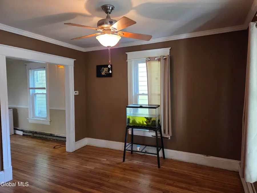 237 Vrooman Avenue, Amsterdam, NY 12010 - Image #2