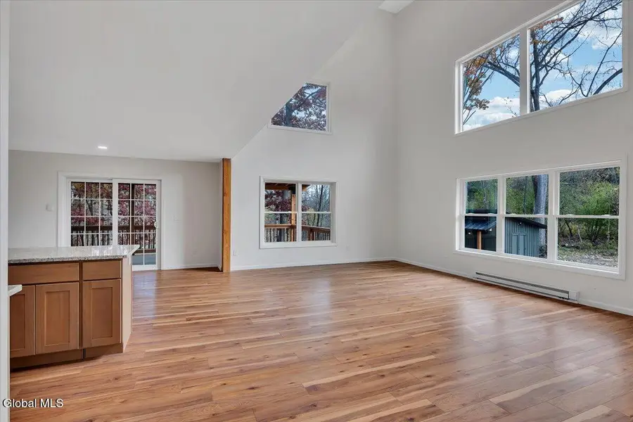 399 Snyders Corner Road, Poestenkill Town, NY 12018 - Image #3