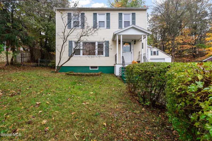 11 Lilac Lane, Troy, NY 12180 - Image #2