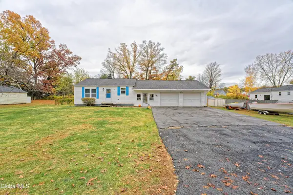 6 North Road, Moreau, NY 12803