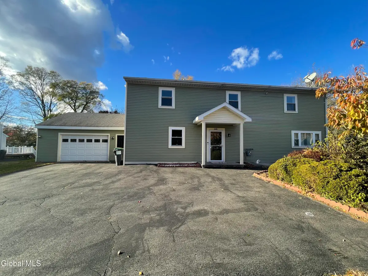 246 Lisha Kill Road, Schenectady, NY 12309 - Image #1
