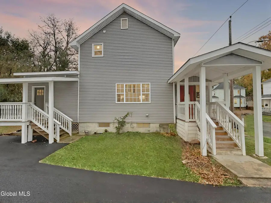 23 Wagner Avenue, Schenectady, NY 12304 - Image #2