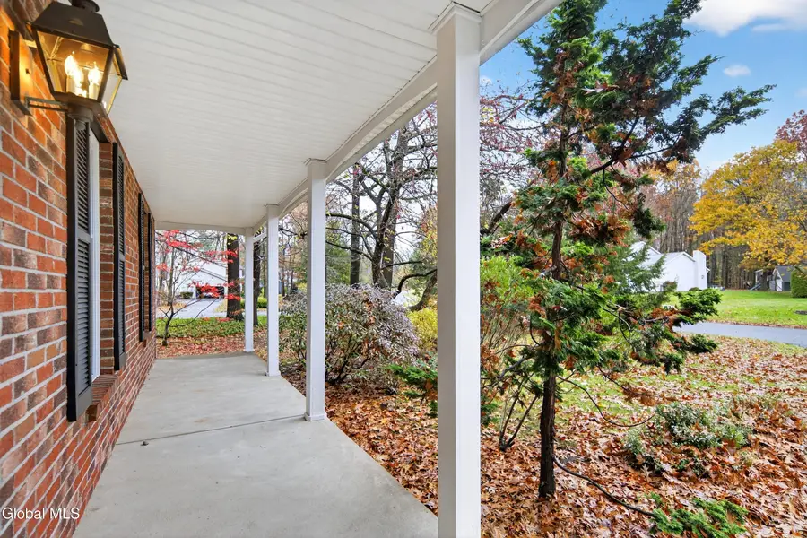 16 Lincoln Avenue, Clifton Park, NY 12065 - Image #3