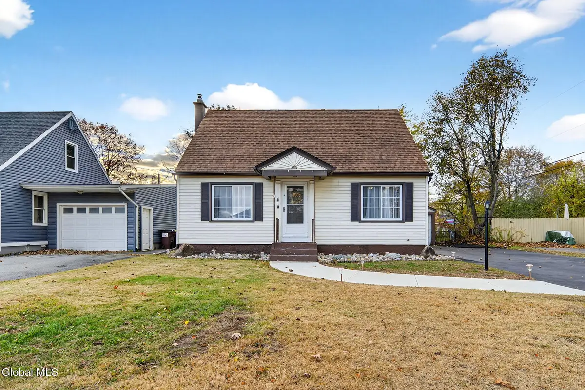 4 Old Fort Avenue, Rotterdam, NY 12306 - Image #1