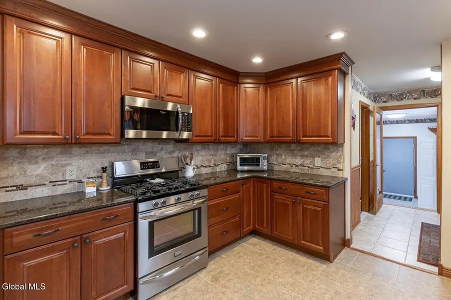 195 Birds Hill Road, Sand Lake, NY 12018 - Image #3