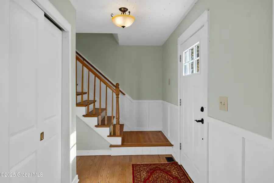 8 Pinehurst Drive, Saratoga Springs, NY 12866 - Image #3