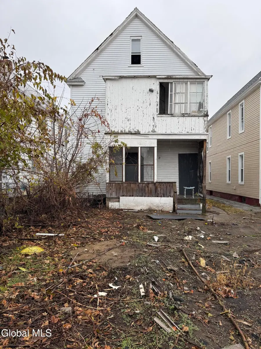 942 Emmett Street, Schenectady, NY 12307 - Image #3
