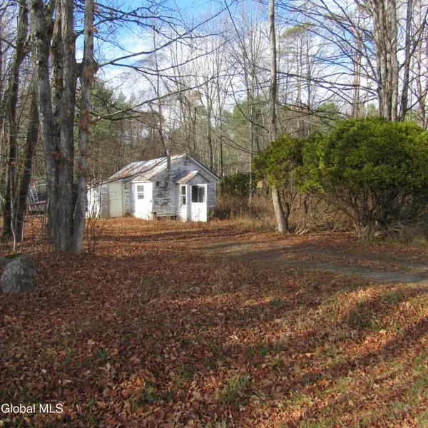 44 Sinclair Road, Edinburg, NY 12134