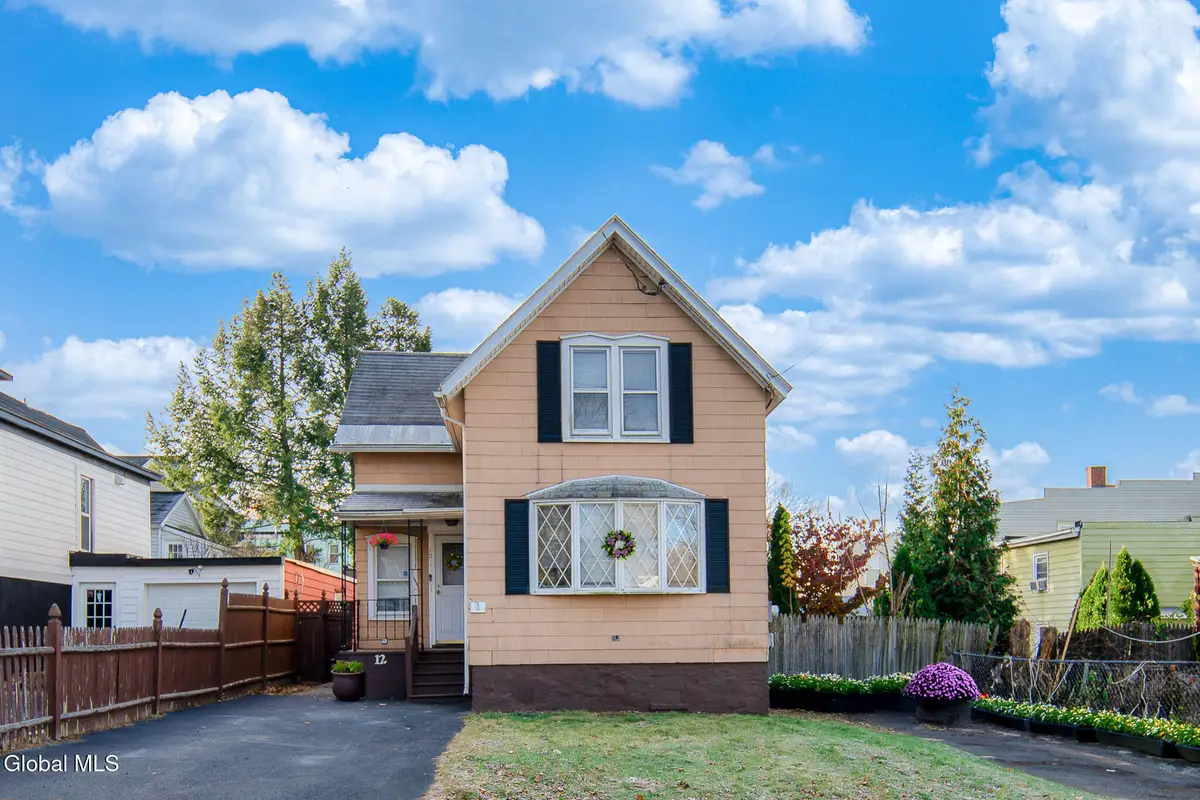 12 Chestnut Street, Rensselaer, NY 12144 - Image #1