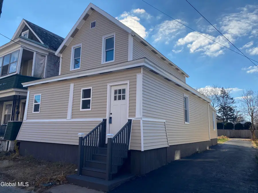 1084 Webster Street, Schenectady, NY 12303 - Image #3